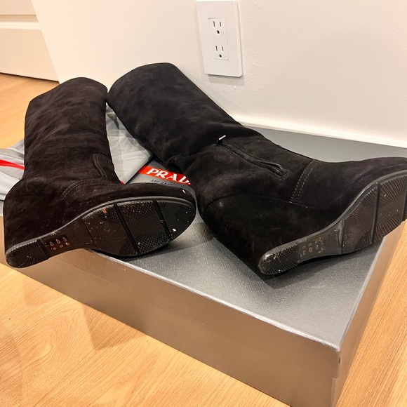 Prada suede wedge boots, size 37 - Picture 5 of 7